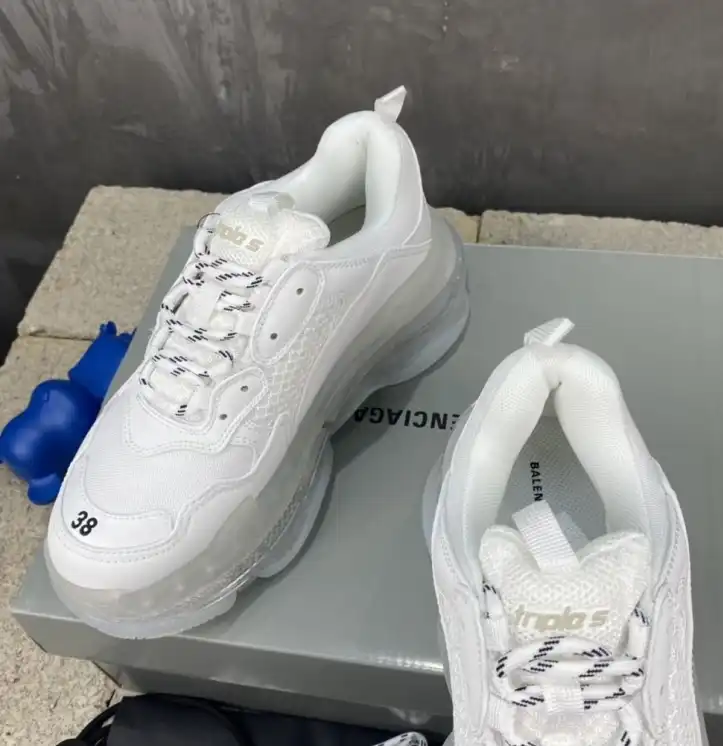 hype Balenciaga Sneakers