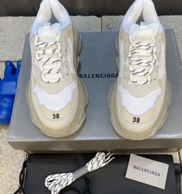 hype Balenciaga Sneakers