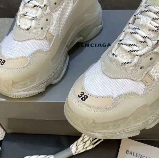 hype Balenciaga Sneakers