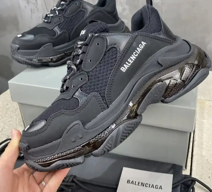 hype Balenciaga Sneakers