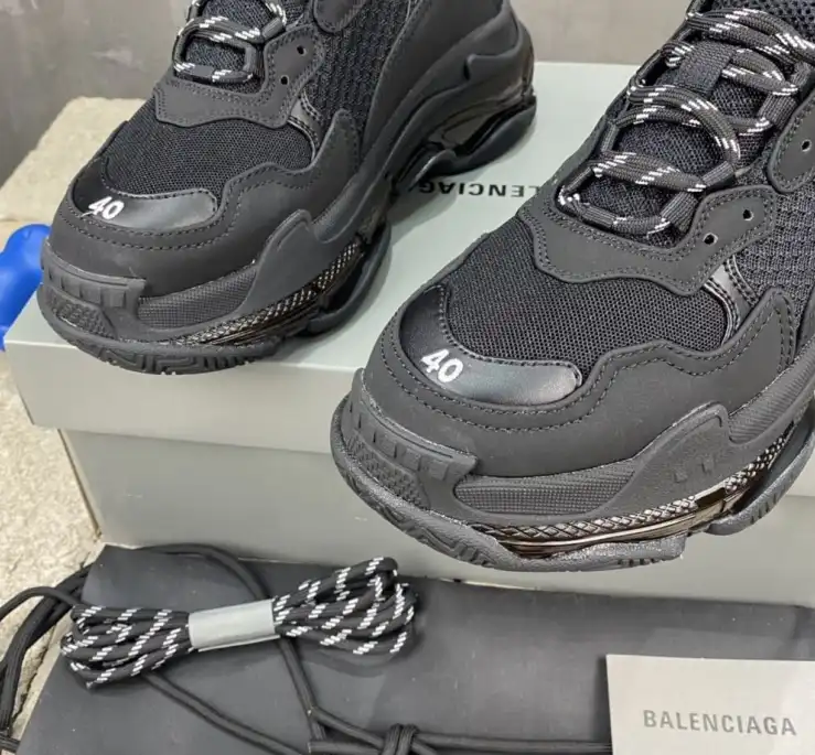 hype Balenciaga Sneakers