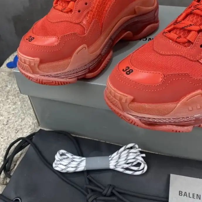 hype Balenciaga Sneakers