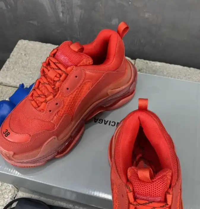 hype Balenciaga Sneakers