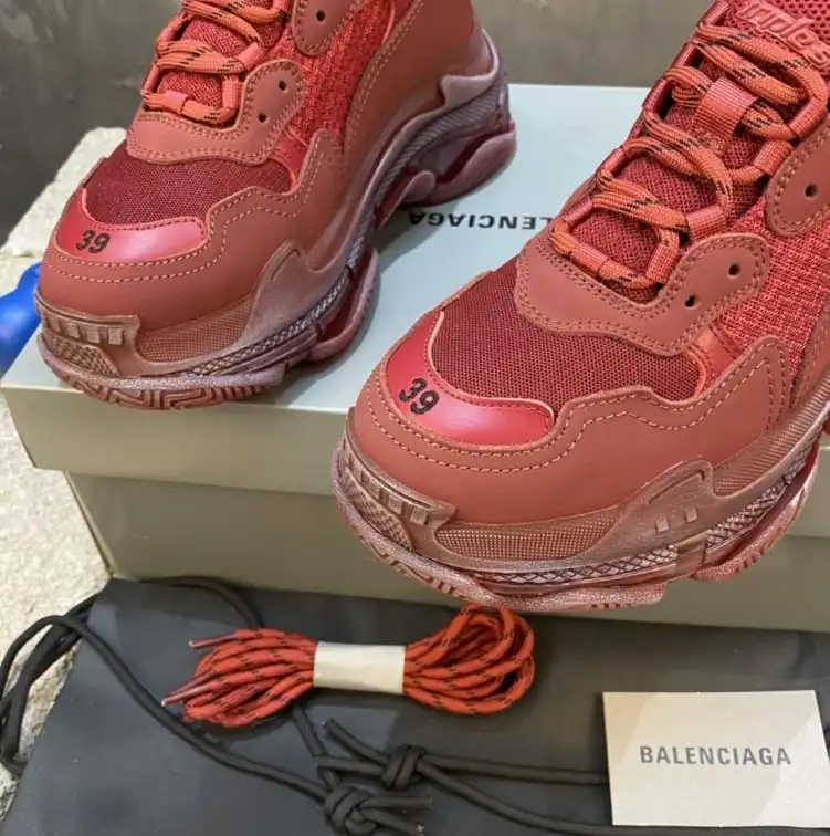 hype Balenciaga Sneakers