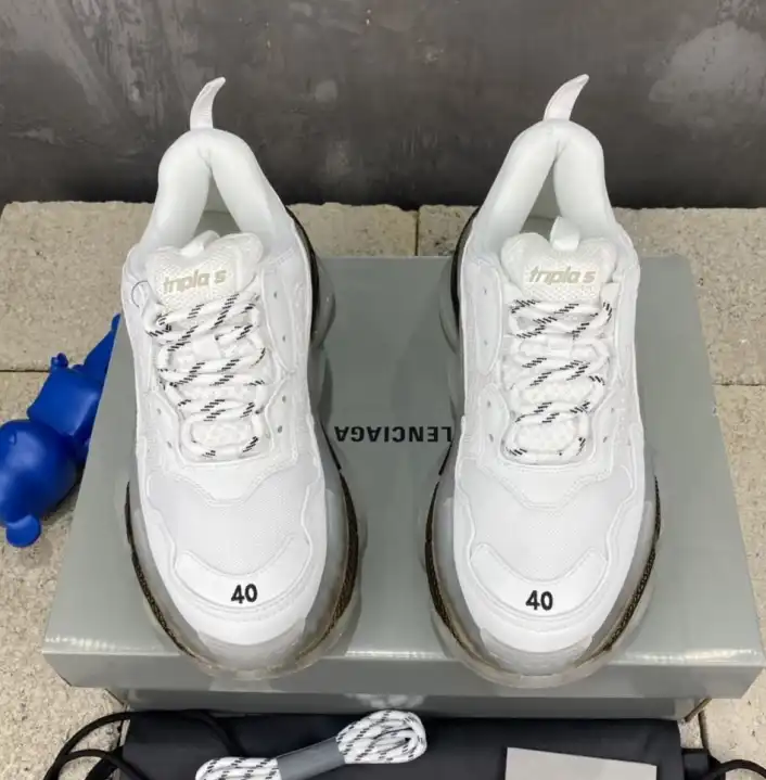 hype Balenciaga Sneakers