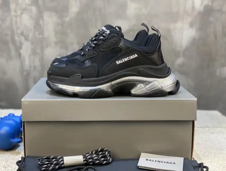 hype Balenciaga Sneakers