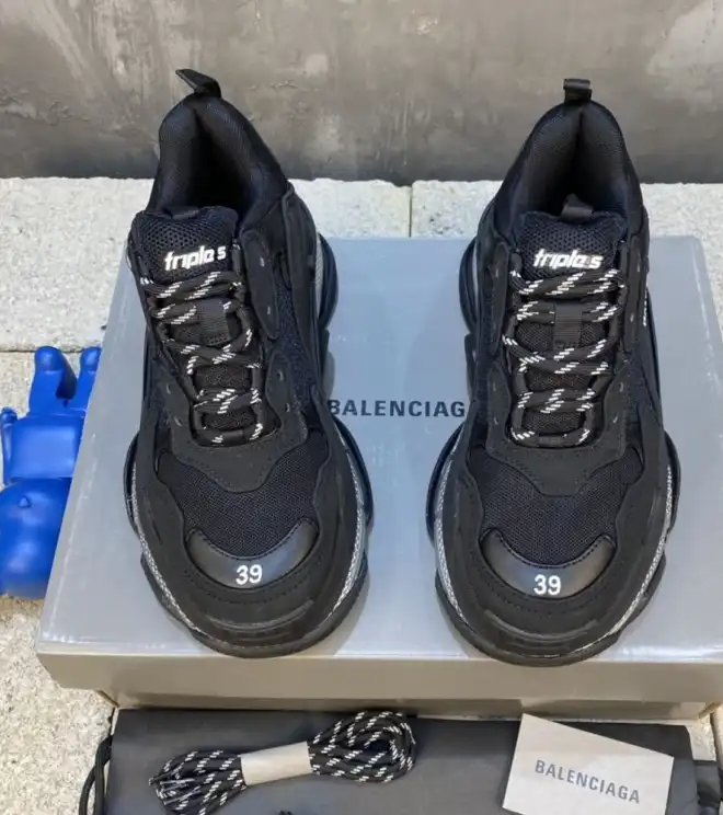 hype Balenciaga Sneakers