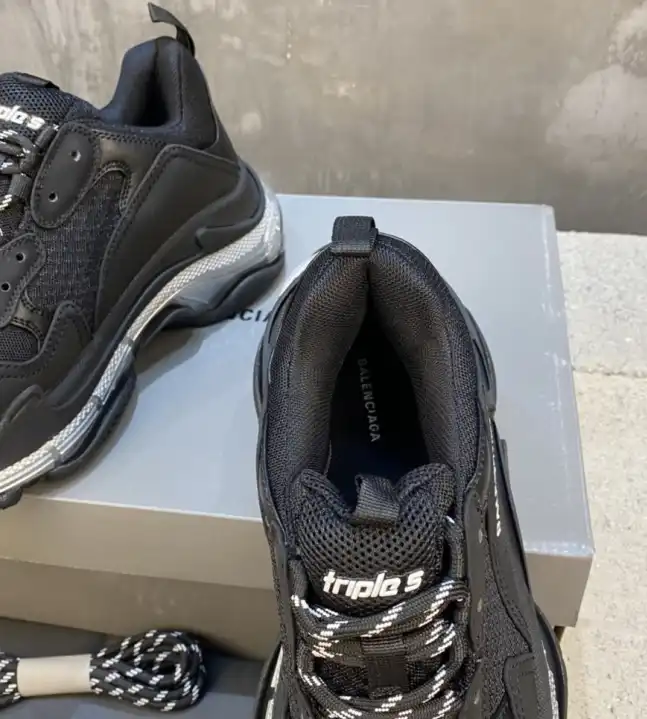 hype Balenciaga Sneakers