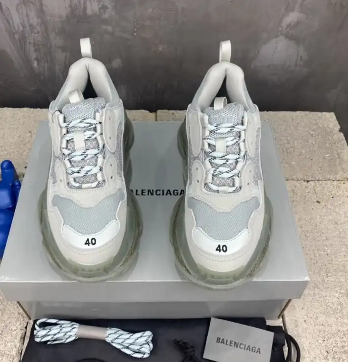 hype Balenciaga Sneakers