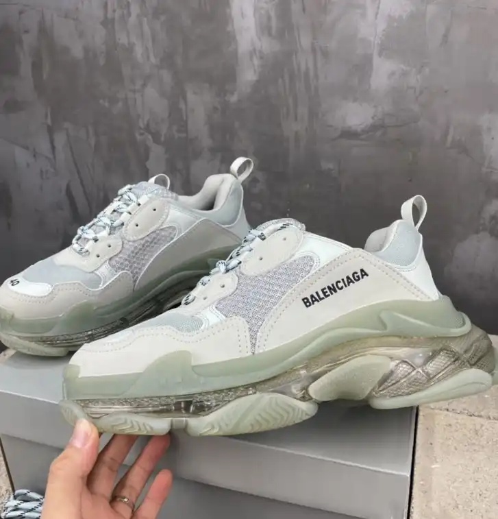 hype Balenciaga Sneakers