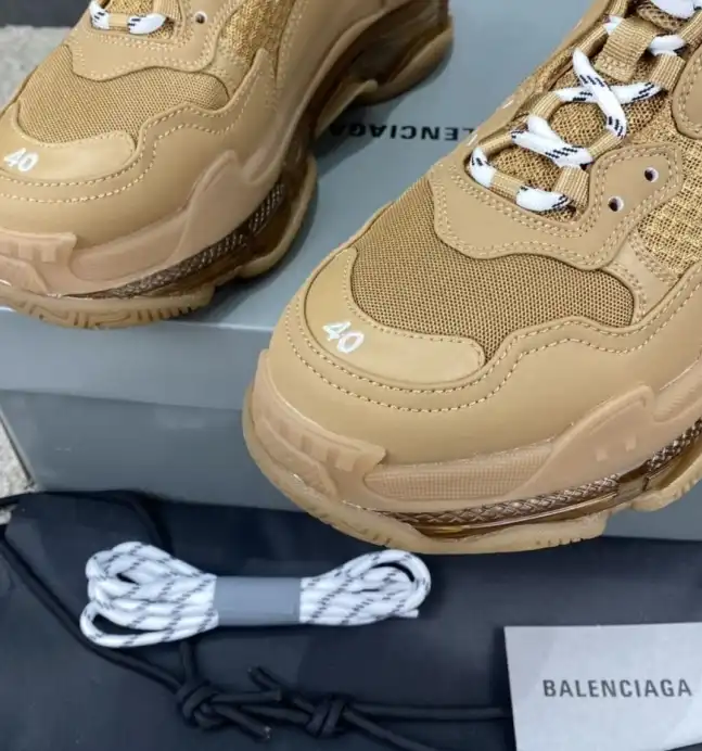 hype Balenciaga Sneakers