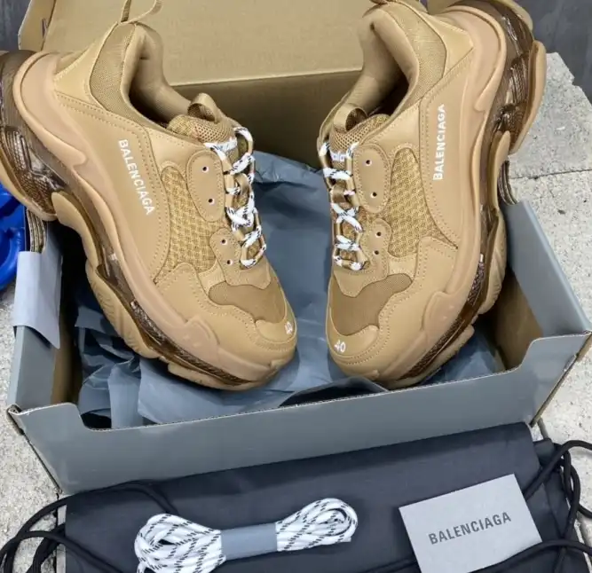 hype Balenciaga Sneakers