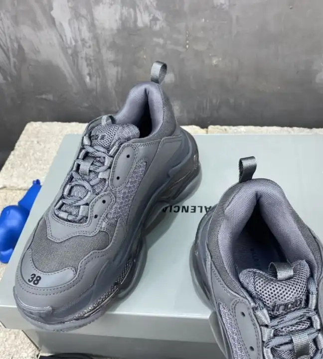 hype Balenciaga Sneakers