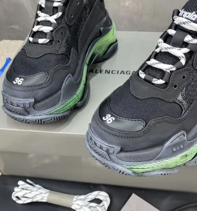 hype Balenciaga Sneakers