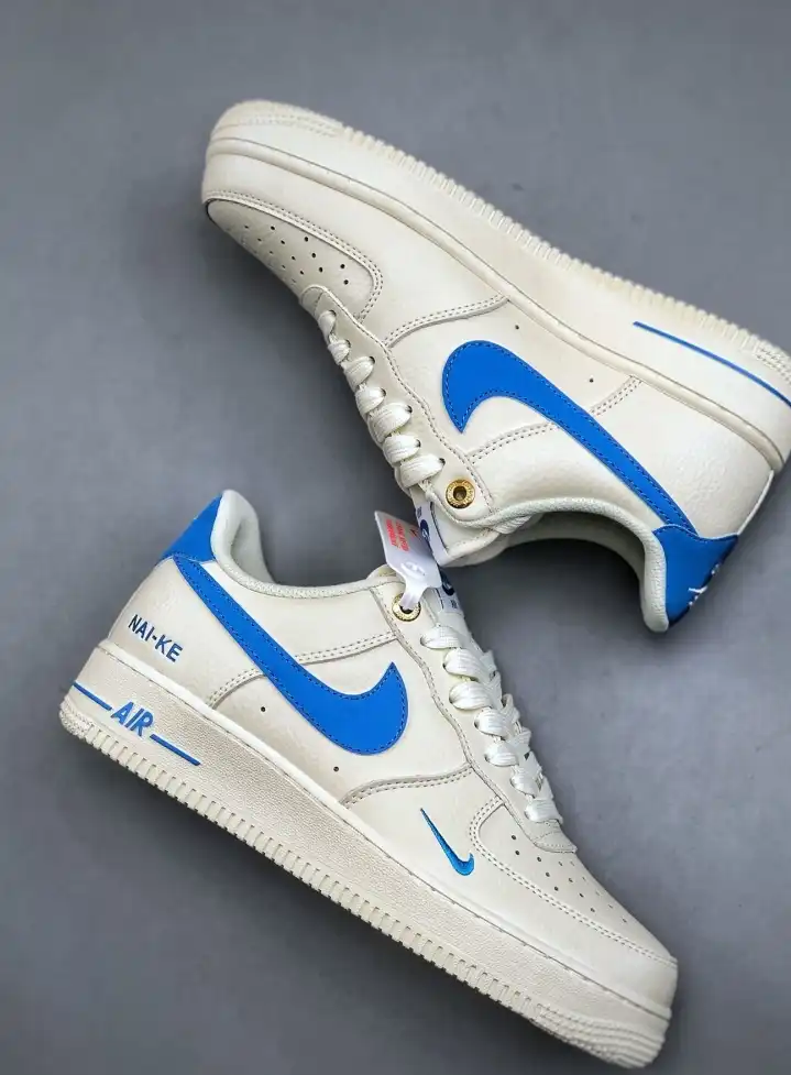 hype Nike Sneakers