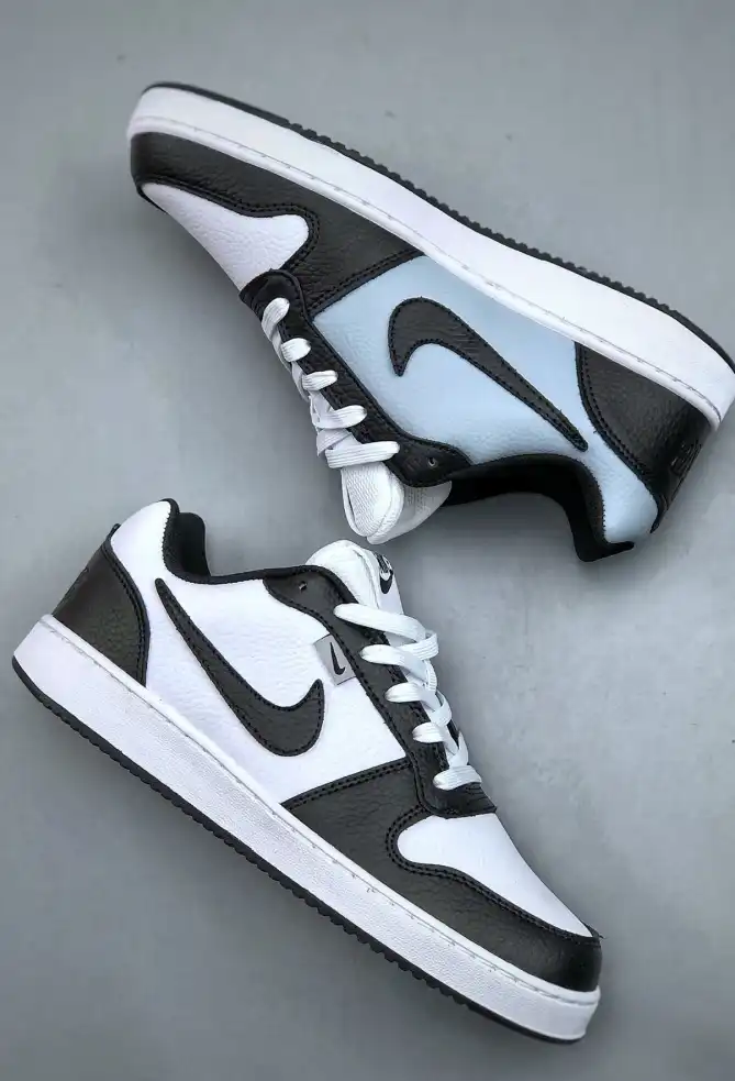 hype Nike Sneakers