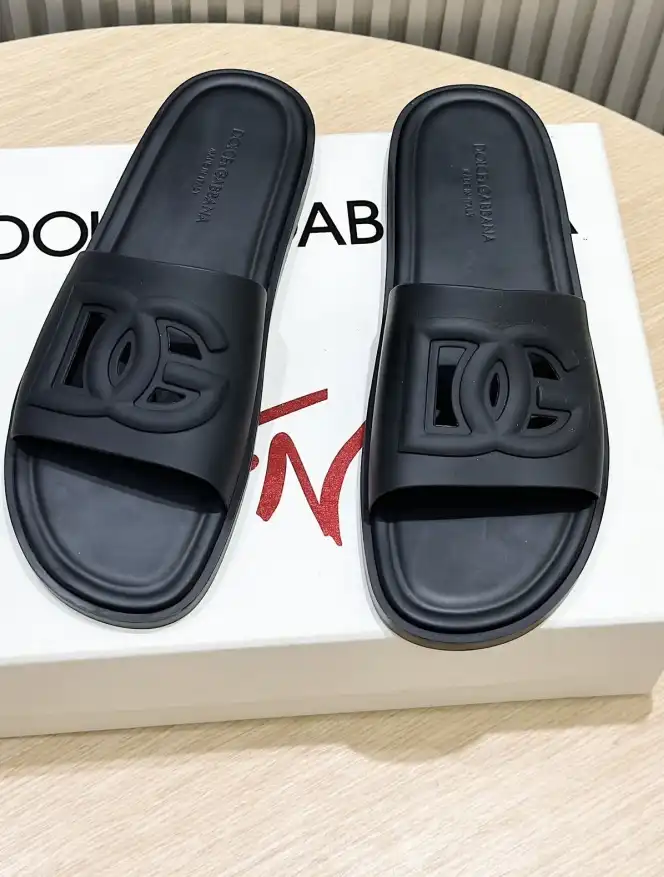 hype Dolce & Gabbana Slippers