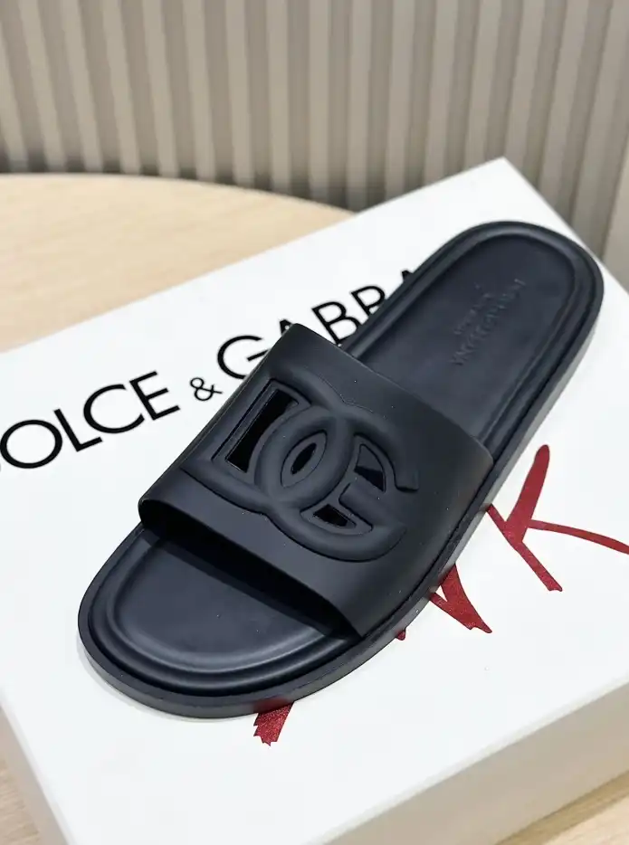 hype Dolce & Gabbana Slippers