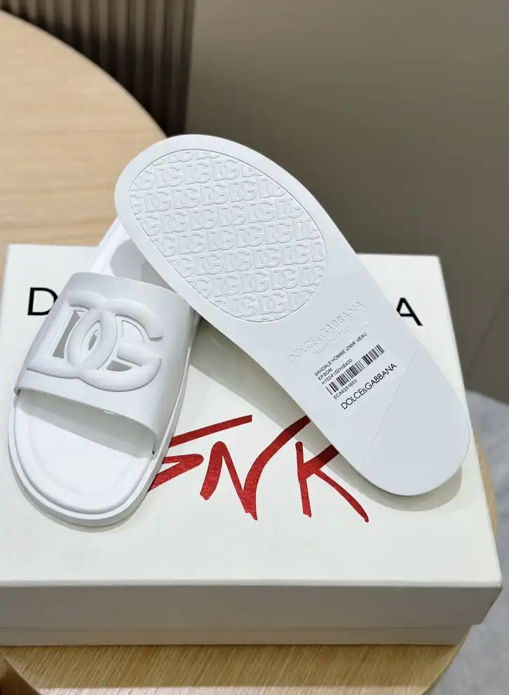 hype Dolce & Gabbana Slippers