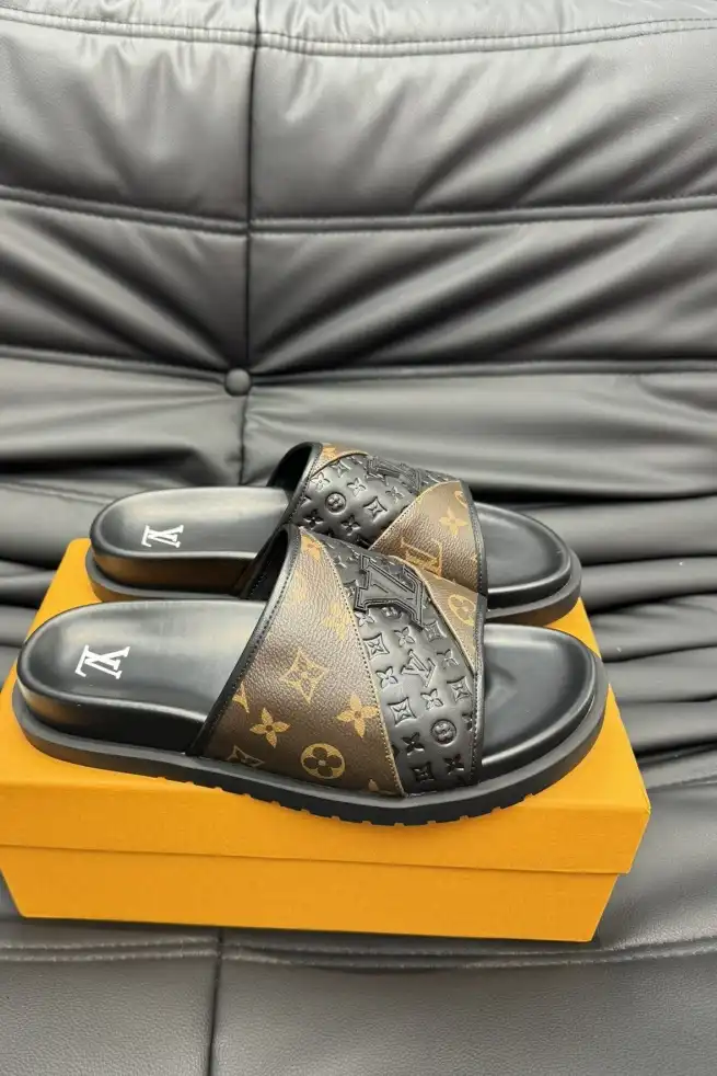 hype LV Slippers