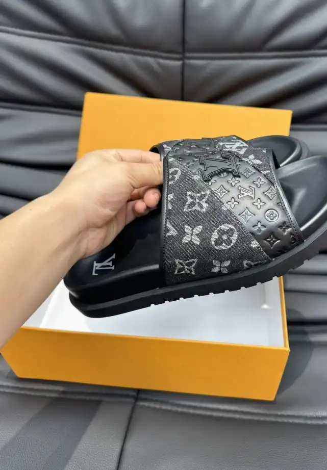 hype LV Slippers