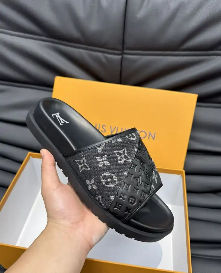 hype LV Slippers