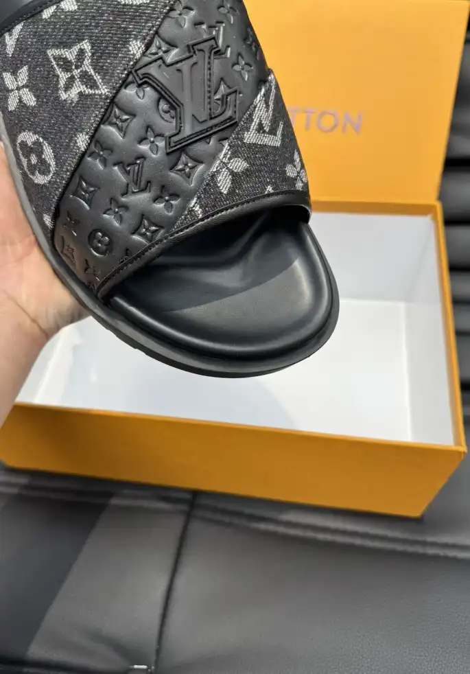 hype LV Slippers