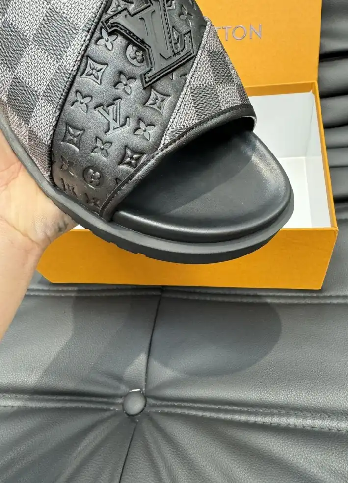 hype LV Slippers