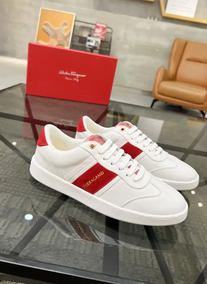 hype Ferragamo Sneakers