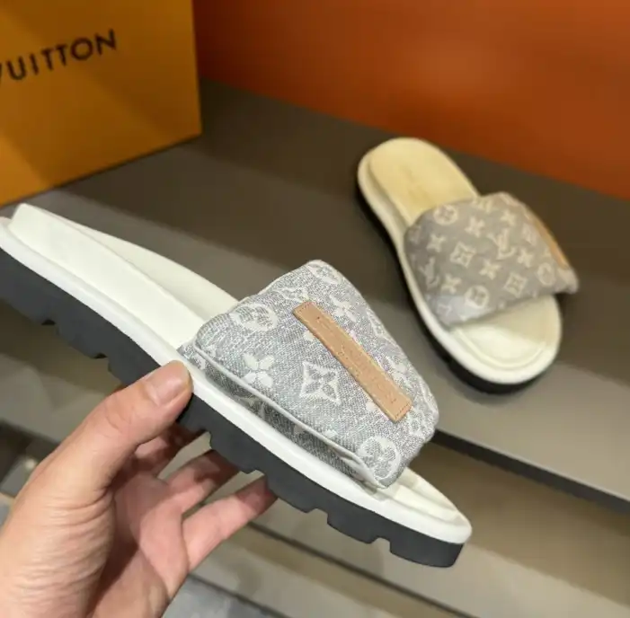 hype LV Slippers