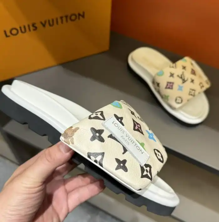 hype LV Slippers