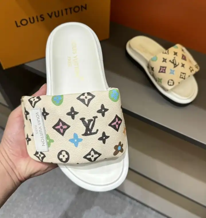 hype LV Slippers