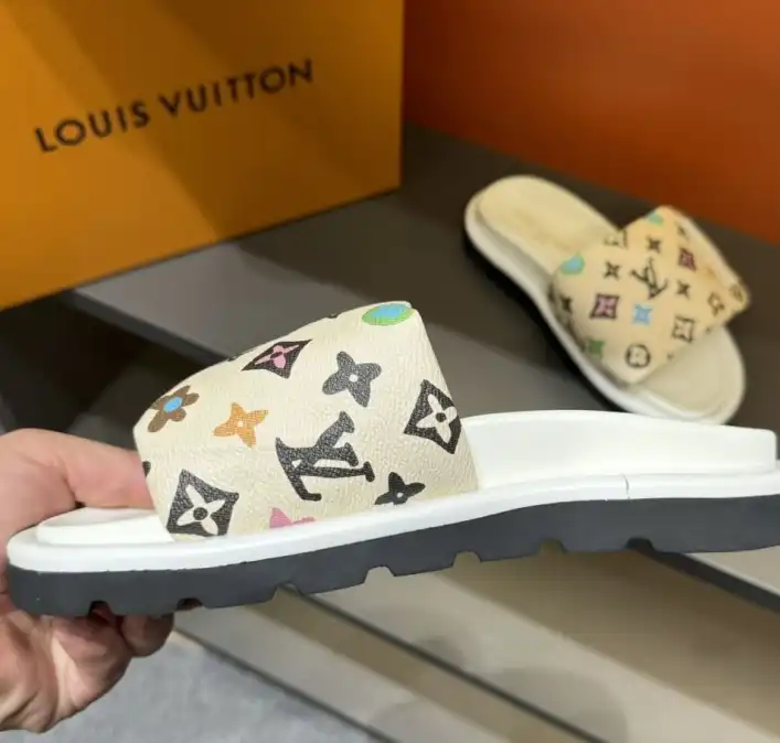 hype LV Slippers