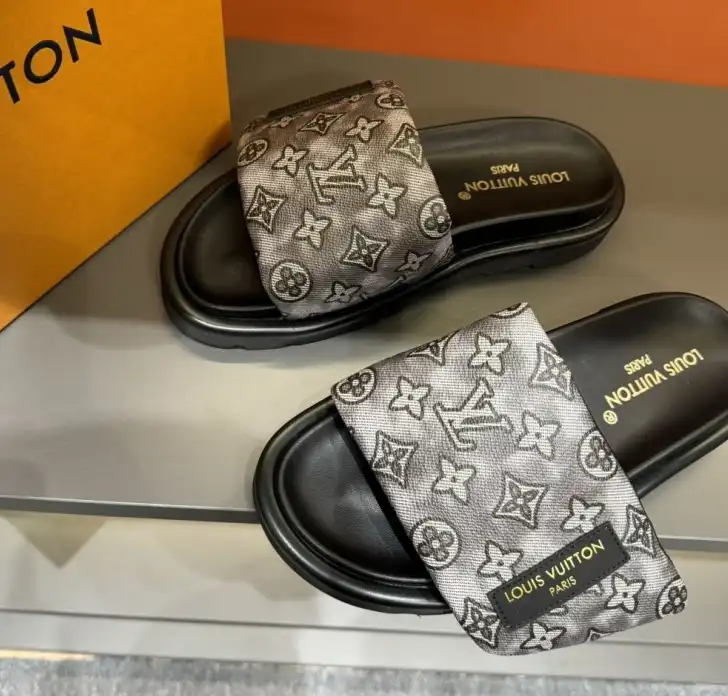 hype LV Slippers