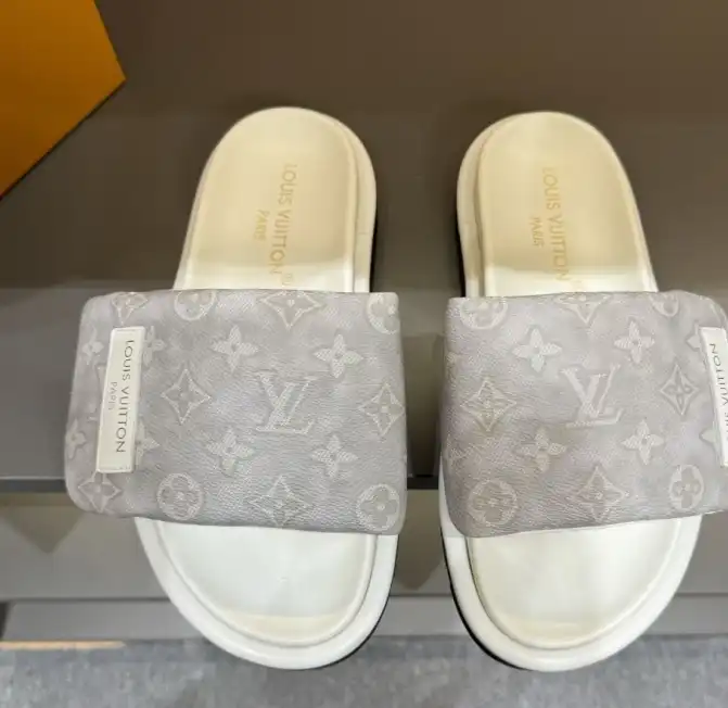 hype LV Slippers