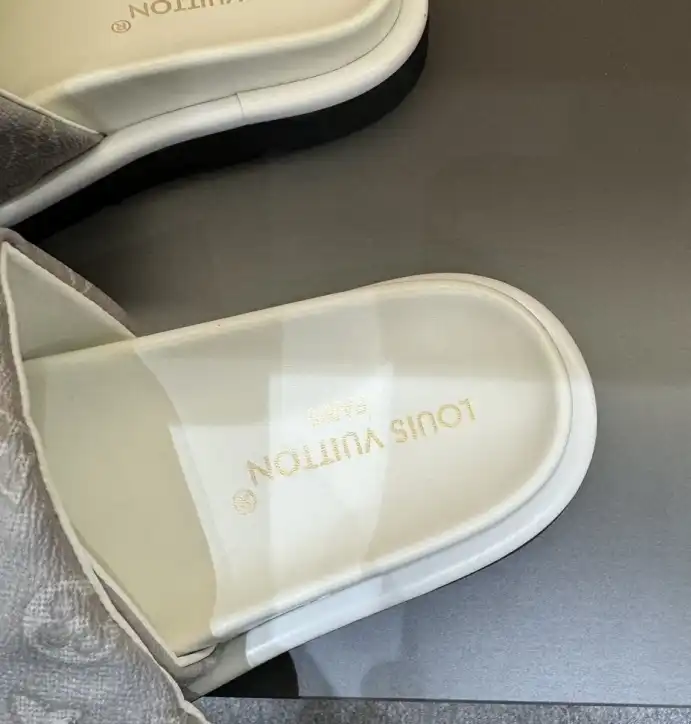 hype LV Slippers