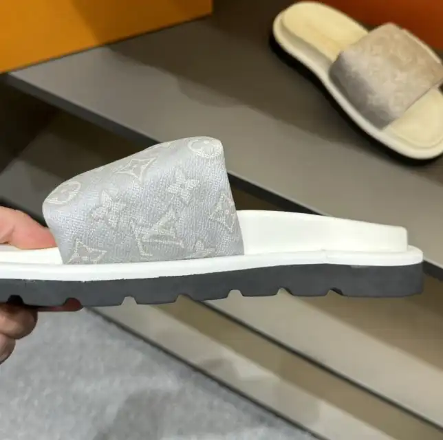 hype LV Slippers