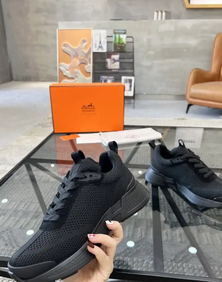 hype Hermes Casual Shoes