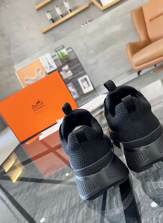 hype Hermes Casual Shoes