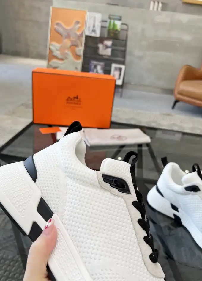 hype Hermes Casual Shoes