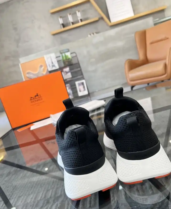 hype Hermes Casual Shoes