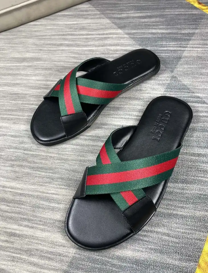 hype Gucci Slippers