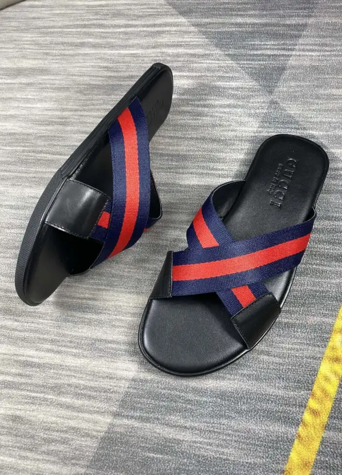 hype Gucci Slippers