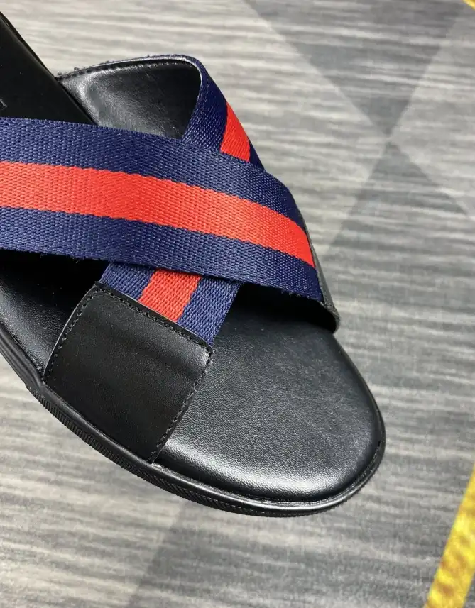 hype Gucci Slippers