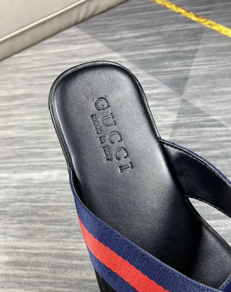 hype Gucci Slippers