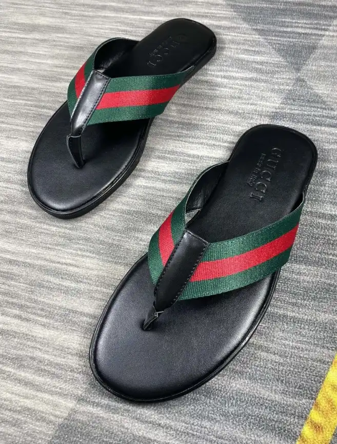 hype Gucci Slippers