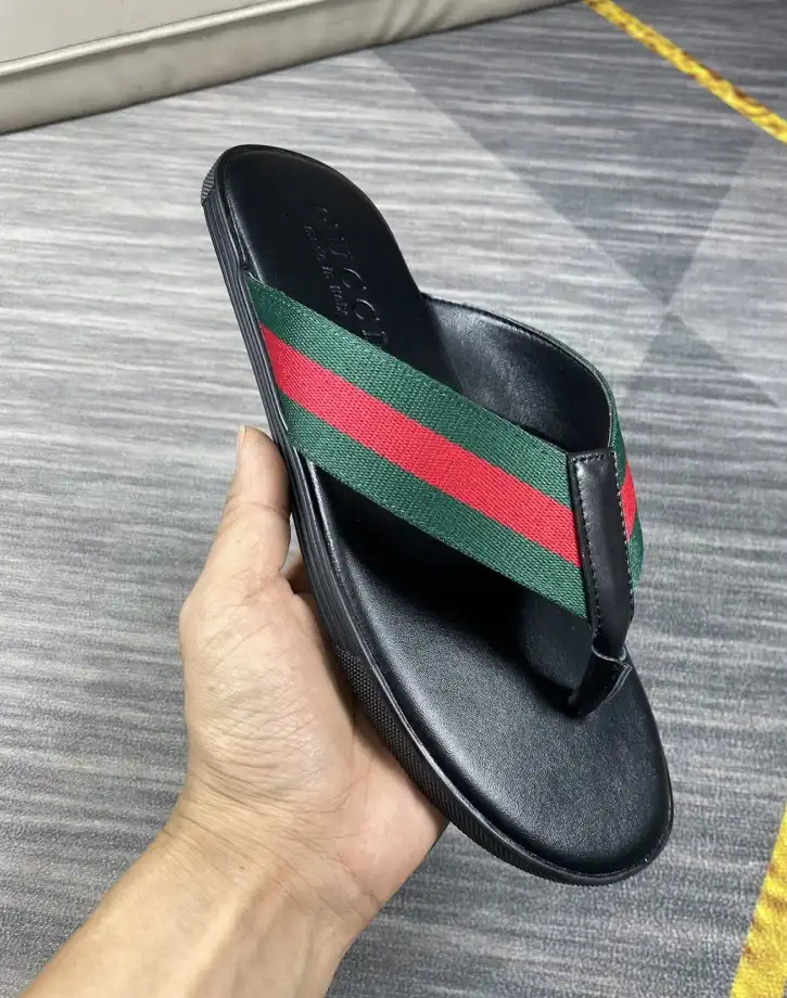 hype Gucci Slippers