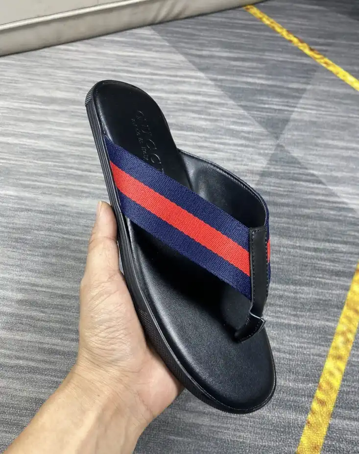 hype Gucci Slippers