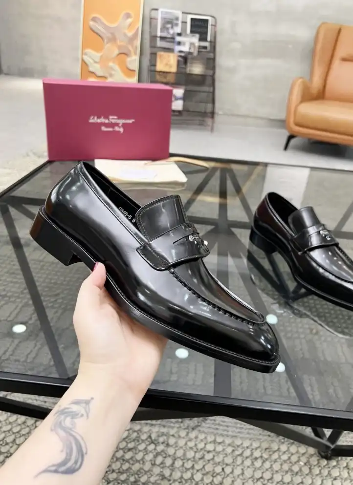 hype Ferragamo Leather Shoes