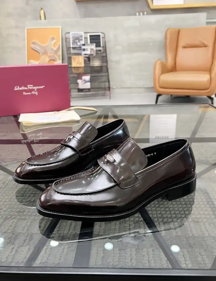 hype Ferragamo Leather Shoes